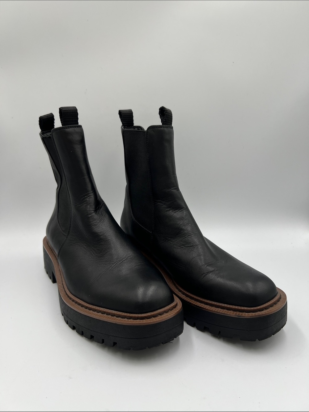 Sam Edelman Laguna lug sole chunky Chelsea boots shoe black leather ankle 7 - Picture 2 of 5